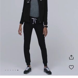 NWT - Figs Women’s’s High Waisted Black Zamora Women's Jogger Scrub Pant - P Sm